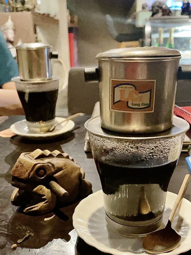 メニュー豊富なタイ料理やさん　　パラゴン