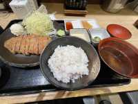 東京　浅草雷門真向かいにある超人気の牛カツ店🐮✨