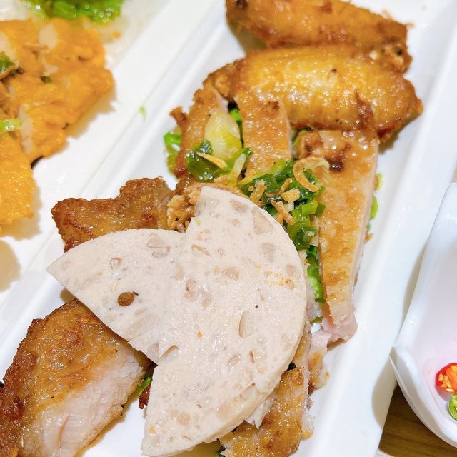 《 粉嶺名都正宗越南菜》