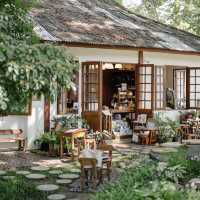 สุขพอดี คาเฟ่ในบ้านหลังเล็ก บรรยากาศอบอุ่น