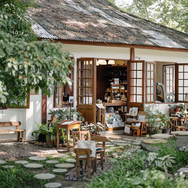 สุขพอดี คาเฟ่ในบ้านหลังเล็ก บรรยากาศอบอุ่น