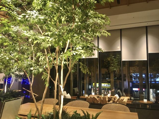 【素敵なラウンジのホテル】都シティ大阪本町