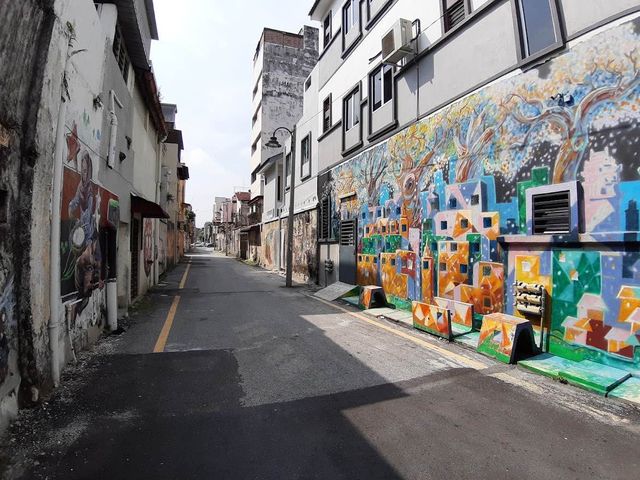 Mural Art's Lane 👣✨