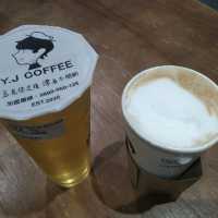 網美打卡咖啡店 Y.J COFFEE 