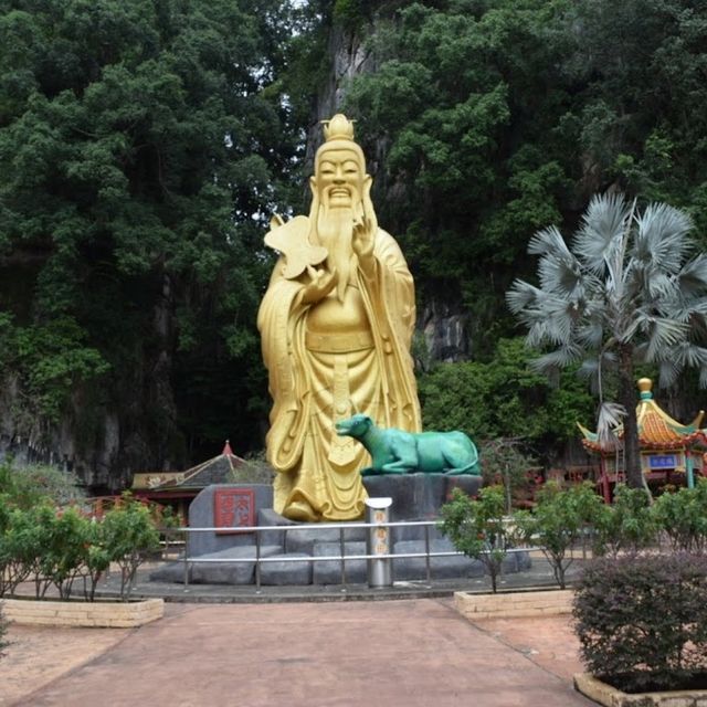 Ling Sen Tong Temple