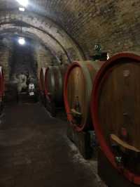 Going to Cantine- Winery in Montepulciano 