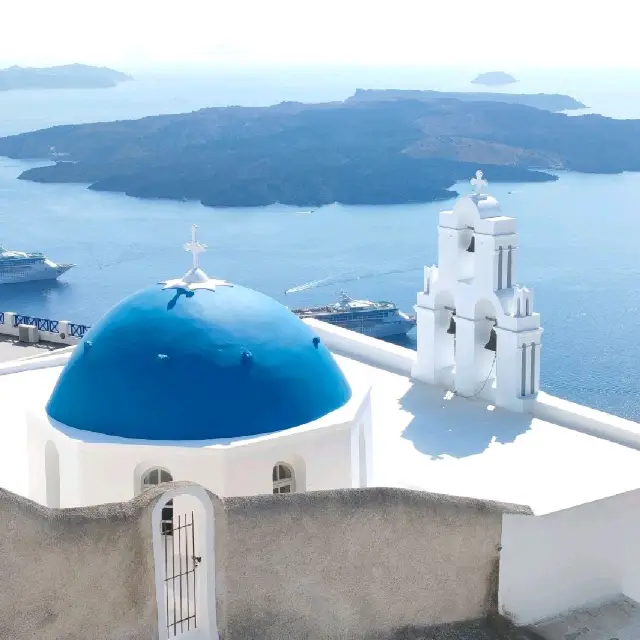 【サントリーニ島(ティラ)】白と青の絶景！！