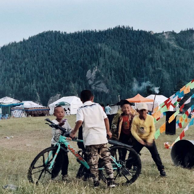 Visiting a local mountain festival