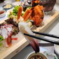 一站式品嚐台式小食+刺身+雞煲+藥膳火煱，任飲任食挑戰大胃王😂