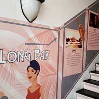 싱가포르 슬링 칵테일의 탄생지 래플스 호텔 롱바