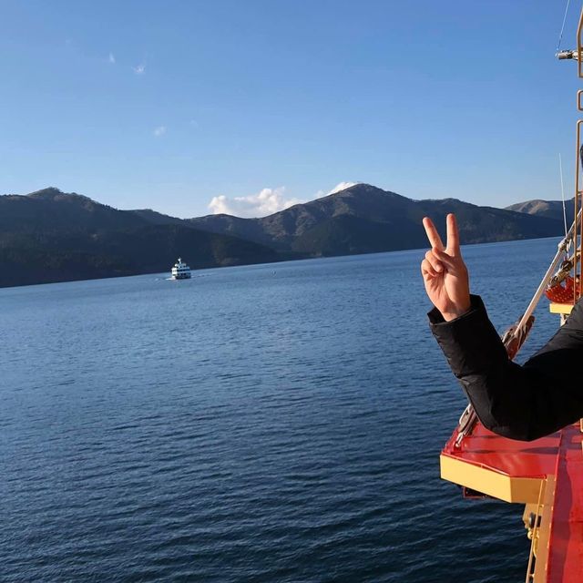 Cruise on Lake Ashi 