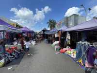 Outdoor farmers’ market