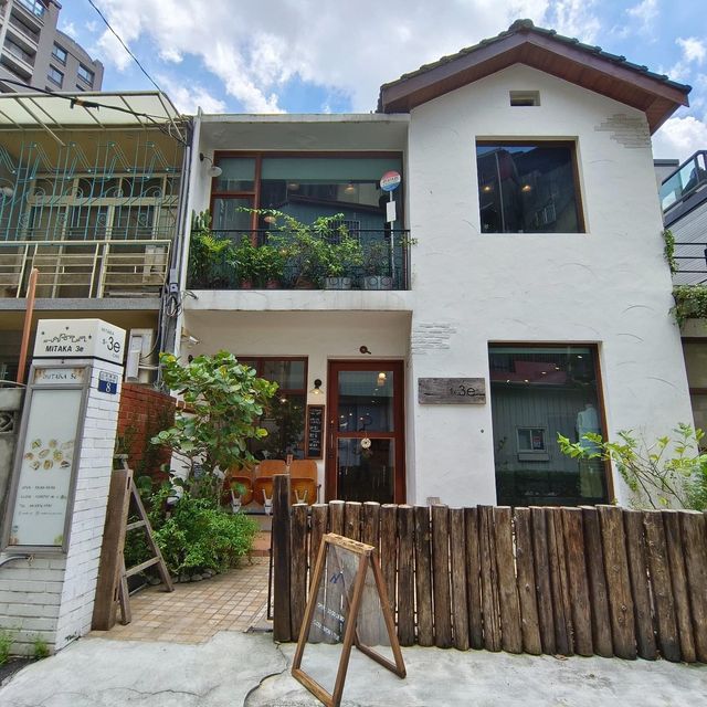 台中西區 ｜ MITAKA 3e Cafe 