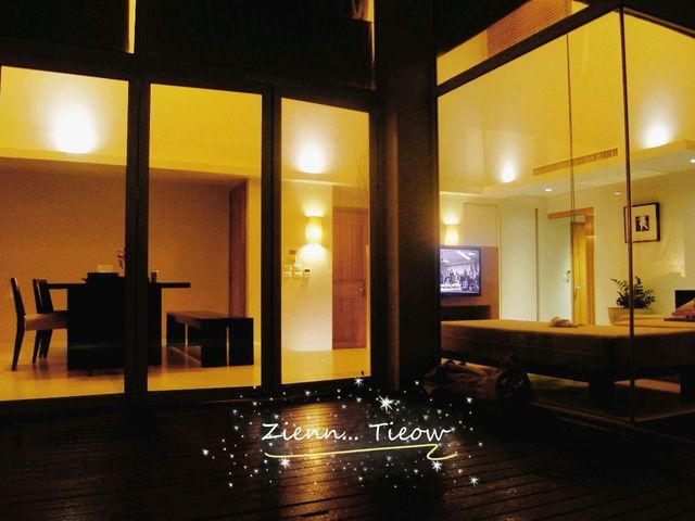 สูดลมทะเลให้เต็มปอด@Aleenta Phuket Resort&Spa