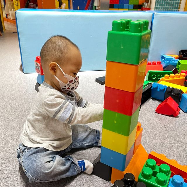 【 充滿萬聖節氣氛的室內遊樂場 】
