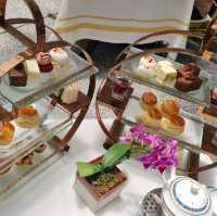 Afternoon tea @ The Majestic Hotel 