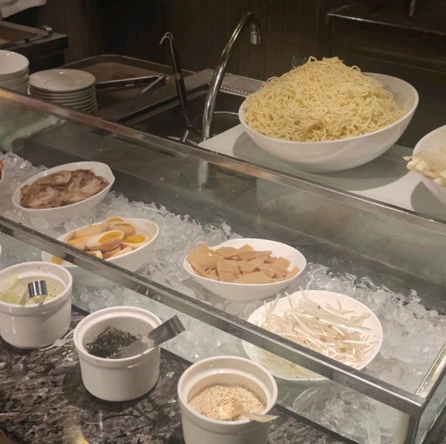 酒店自助晚餐ok