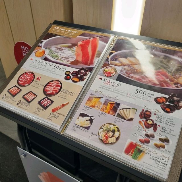 ครั้งแรกกับ MOMO ร้านแรกในชลบุรี