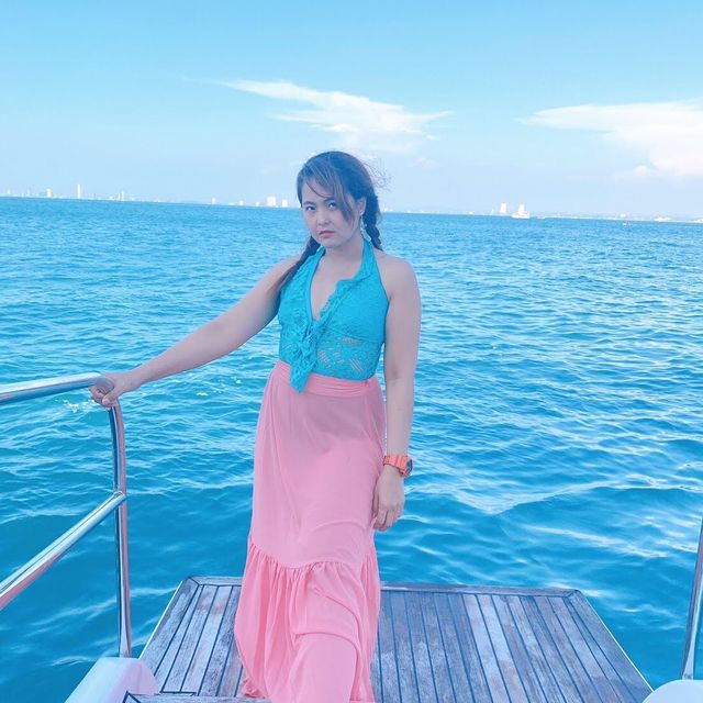 พัทยาสุดหรู 🛥 เรือยอรช์ กับเพื่อน ไม่ถึง คนละ 500
