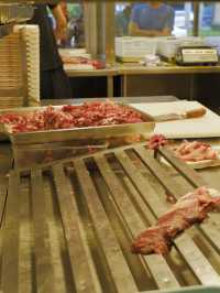 鮮牛肉火鍋，牛丸多汁彈牙