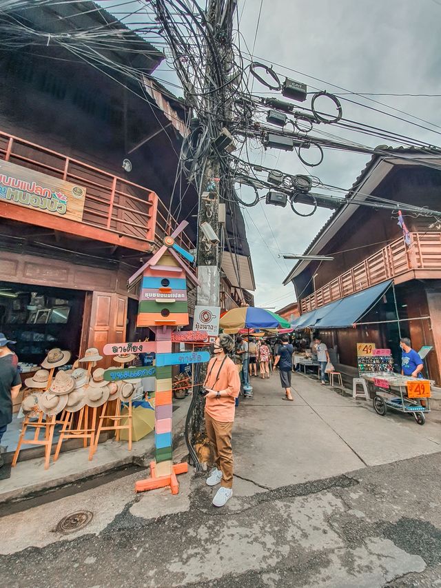ชุมชนขนมแปลก ริมคลองหนองบัว จันทบุรี