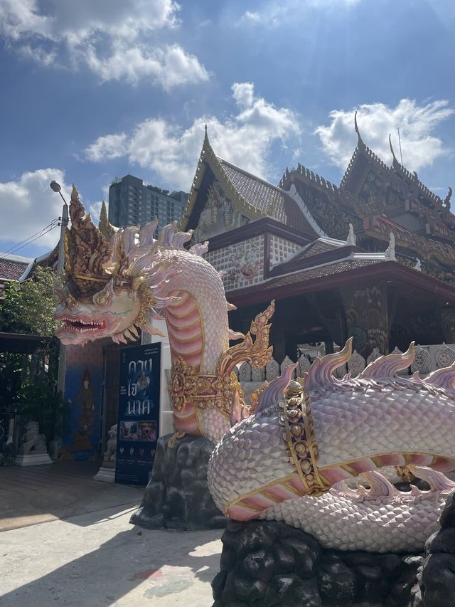 ชาววันเสาร์ห้ามพลาด สักการะขอพระบารมีพระนาคปรก