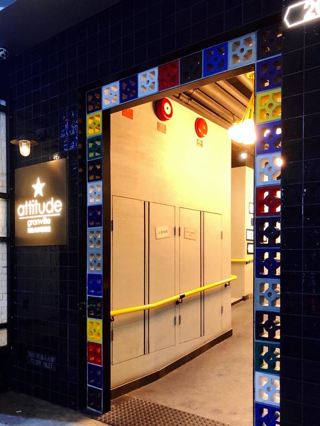 Flush Your EX Down 😎👍🏻 •瑞生尖沙咀酒店 Attitude on Granville•