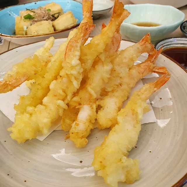 Fresh Japanese buffet at Dorsett Hotel Sg
