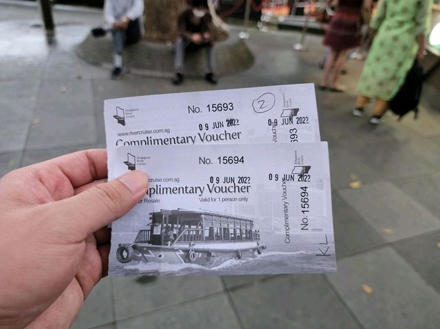 ไปนั่ง Singapore River Cruise ชมเมืองกัน