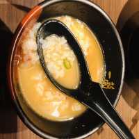 "一蘭拉麵。好味尤其他的辣粉"