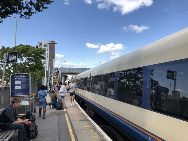 고풍스러운 옛멋이 담겨있는 본머스 기차역🚞