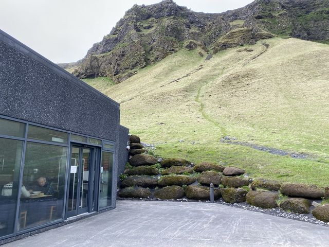 冰島🇮🇸 全球最美沙灘之一 Reynisfjara黑沙灘