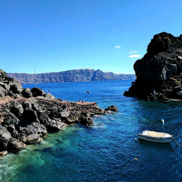 my travel to beautiful Santorini Bay