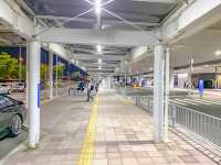 夜の神戸空港着陸