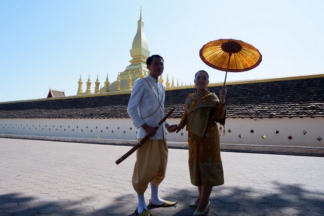 Vientiane's That Luang Stupa | Shining symbol of Laos