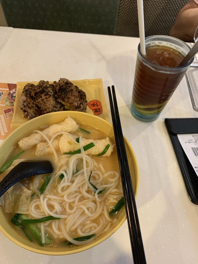 平民美食·譚仔米線