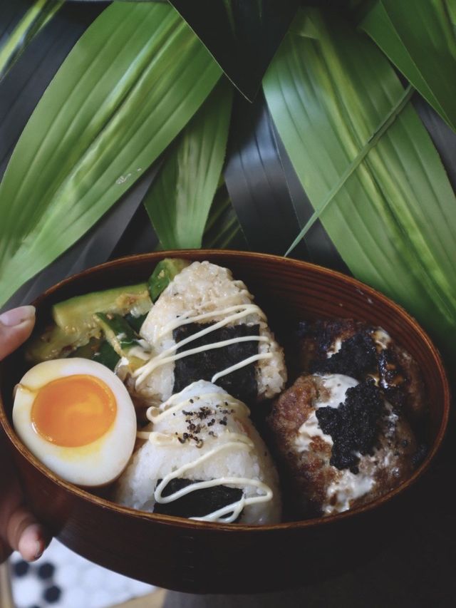 四層高時裝店xcafe