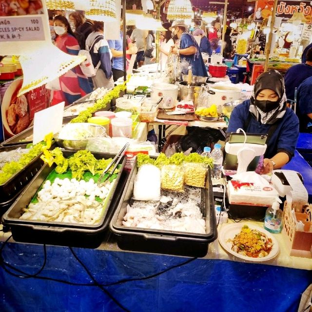 Foodie Heaven Assemble At IconSiam!