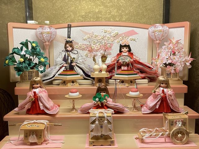 江戸時代から現代までの様々な雛人形