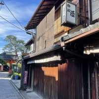 【京都府】カラフルで可愛い神社を参拝！