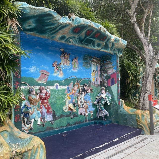 Extraordinary park, Haw Par Villa
