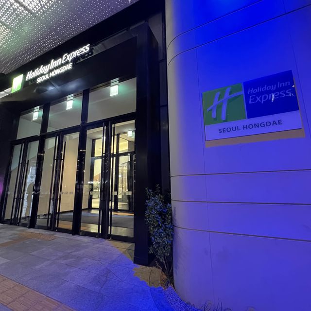 🇰🇷 Holiday Inn Express Hongdae  Seoul