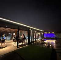Awesome RoofTop Bar @ Le Meridien KK