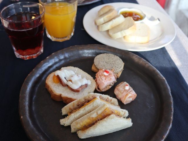 清境民宿中酒窖洞穴餐廳