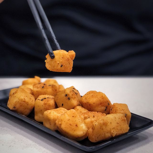 灣仔養生米線店之癡膠雞