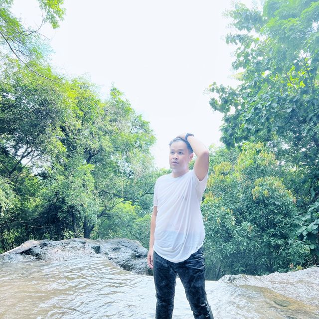 เที่ยวน้ำตก ไหว้พระ ถ้ำโสดา 🏔🗻