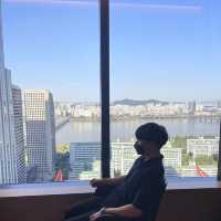 서울 도심숲과 함께 하는 호캉스 [콘래드 서울]