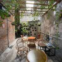 "George TownBean Sprout Cafe"