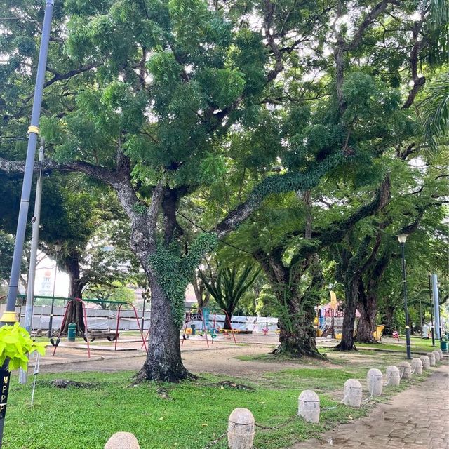 A stroll down the Esplanade