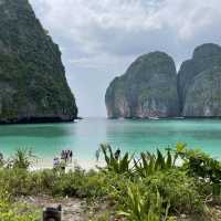 STUNNING VIEWS OF MAYA BAY AND PHI PHI